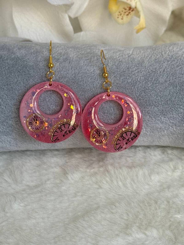Boucles d’oreilles grandes créoles horloges 50