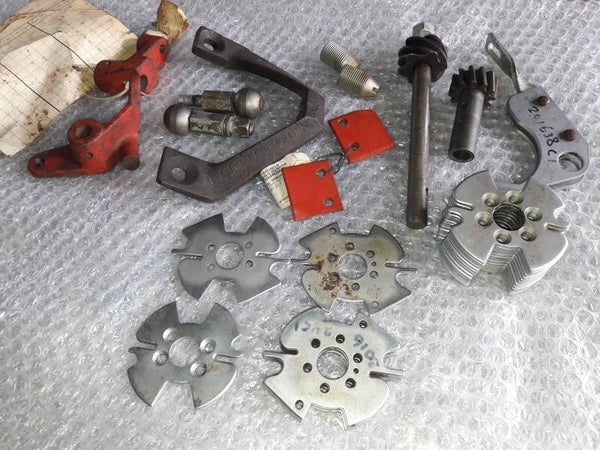 Mc.Cormick  400 serie knoper onderdelen.