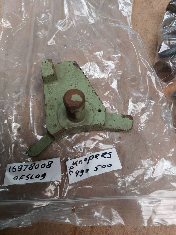 Rivierre Casalis  knoperafslag  16978008   RC490-500