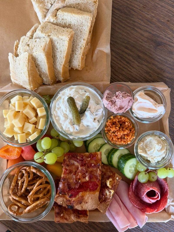 Abendbrot & Drinks / jeden Freitag 17.00 - 19.00 Uhr
