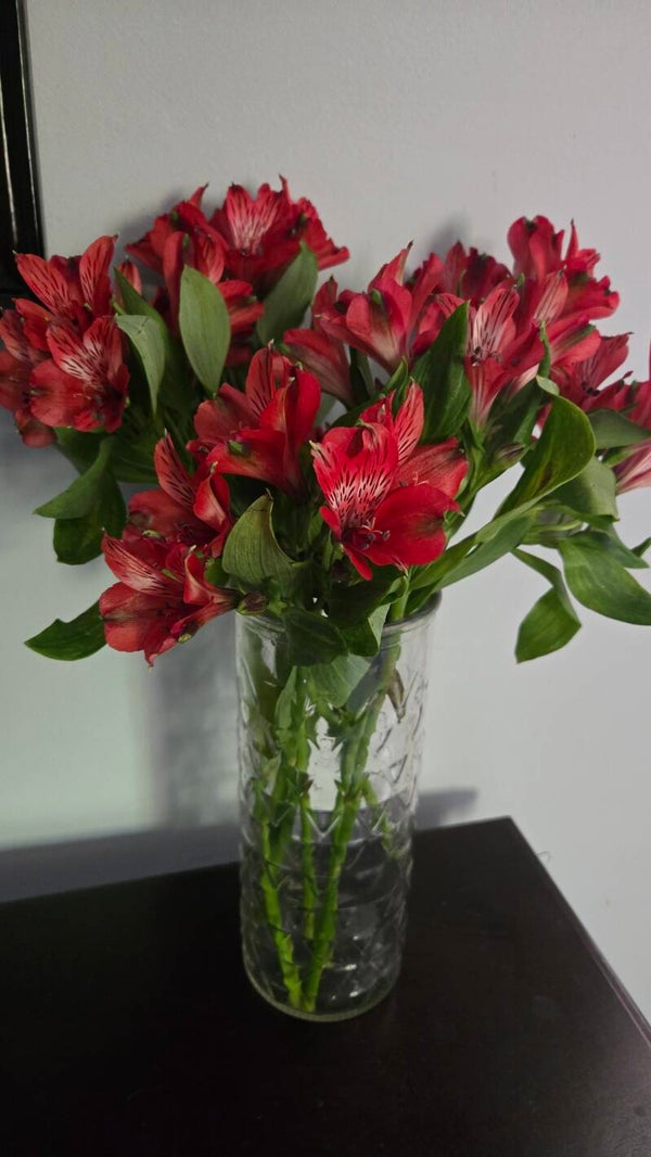 Cylinder Shaped Vase with diamond etching