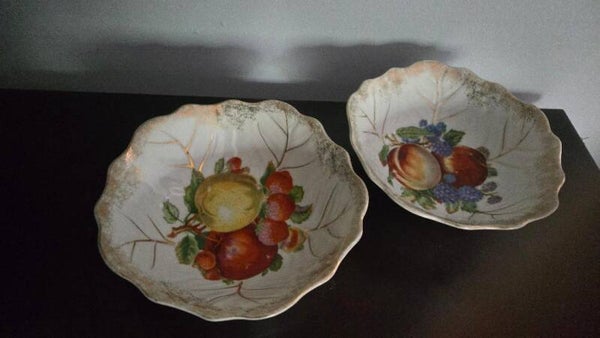 Set of two bowls by Trimont Ware