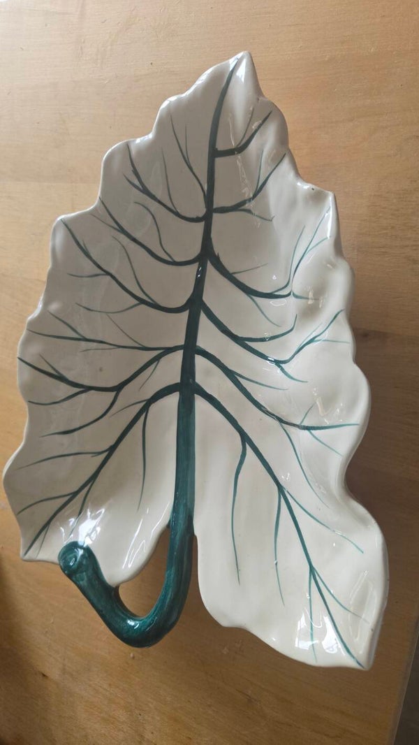 Leaf Shaped Dish