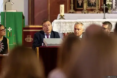 hdad-santo-entierro-presentaci-n-documento-autor-a-cristo-yacente-2024-jaime-rodr-guez-11-6-standard.webp