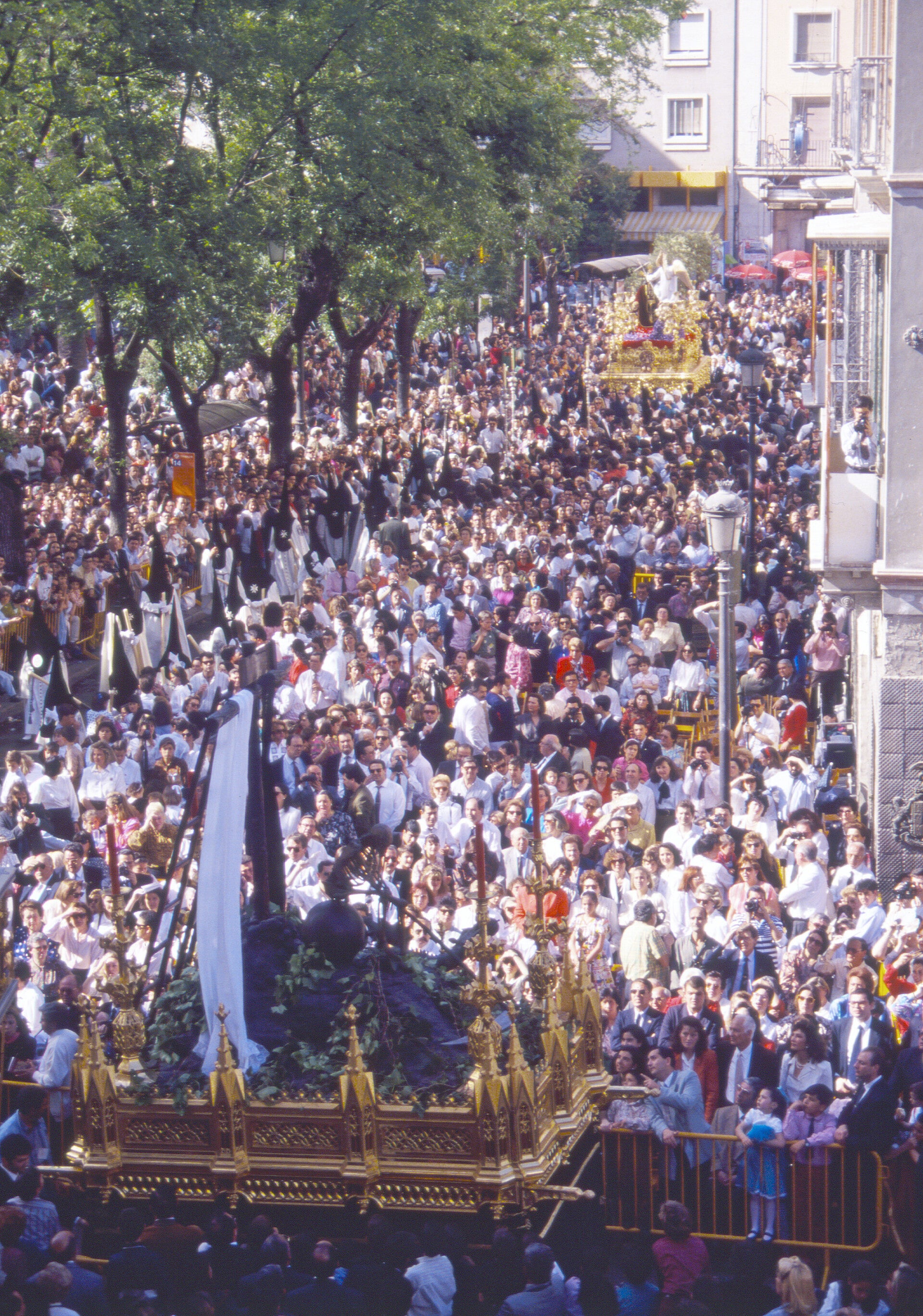 javier-mejia-1992-1-standard.jpg
