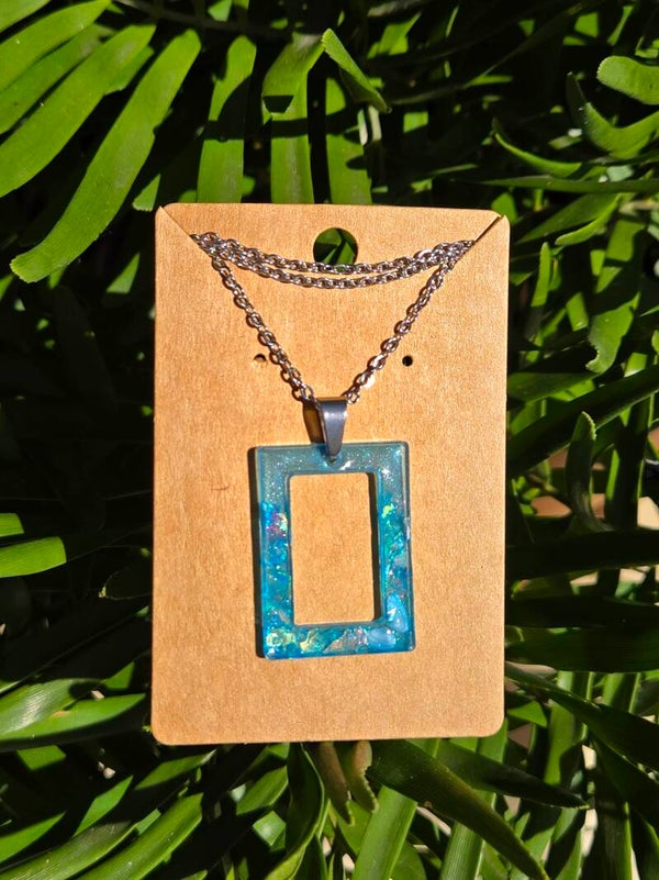 Turquoise Flakes & Butterfly Shells necklace