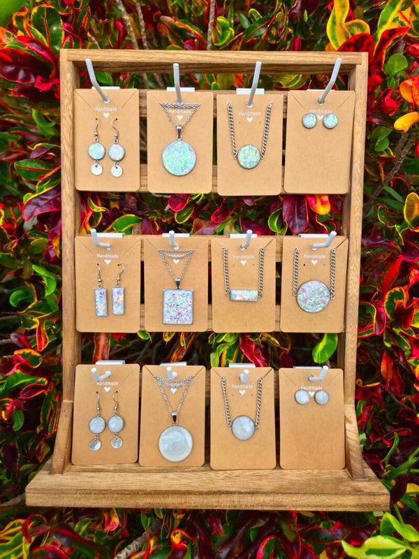 Lunar Tides Silver Collection / Digital business card features