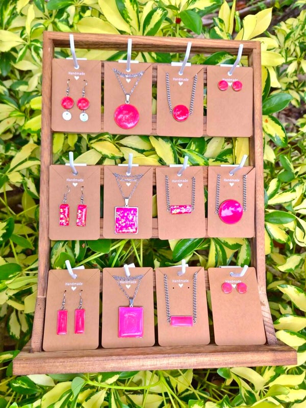 The Pink Tide Collection / Digital business card features