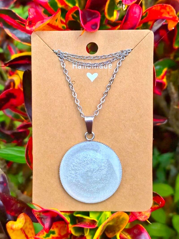The Lunar Tides Silver Collection pendant / Digital business card