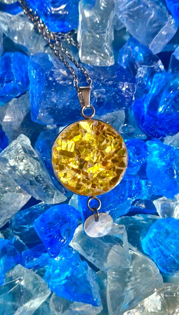 Digital Business Card Pendant