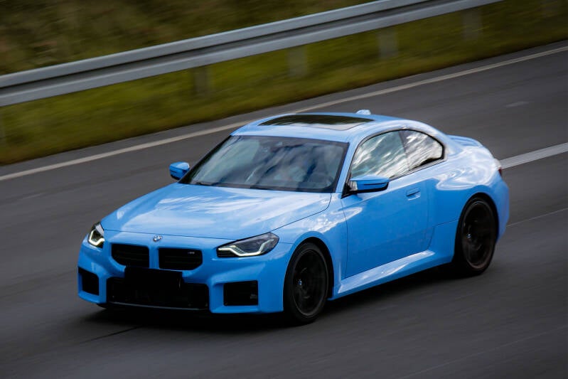 bmw-m2-standard.jpg
