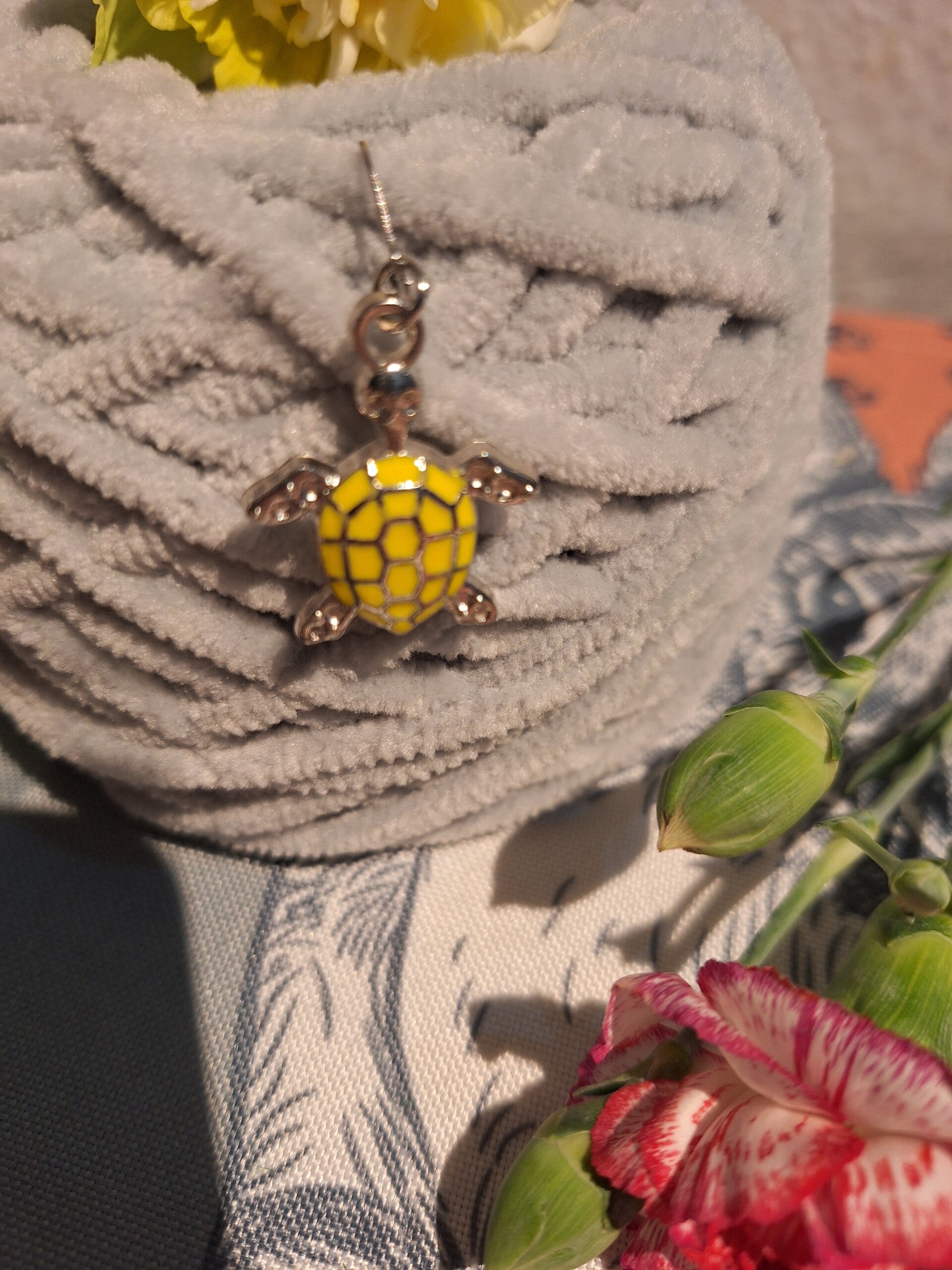 Ohrringe- Schildkröte (silbrig-farbig)