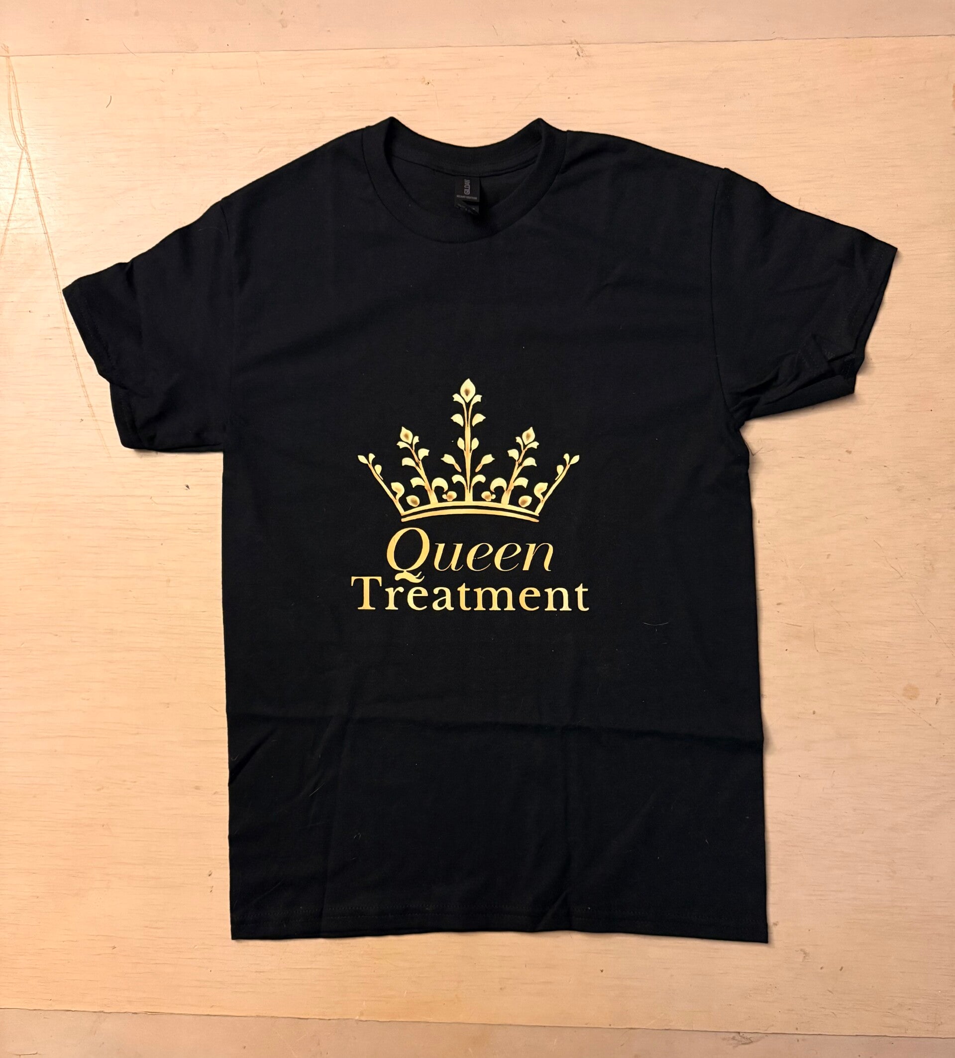 Valentine’s Day Edition Queen Treatment T-Shirt