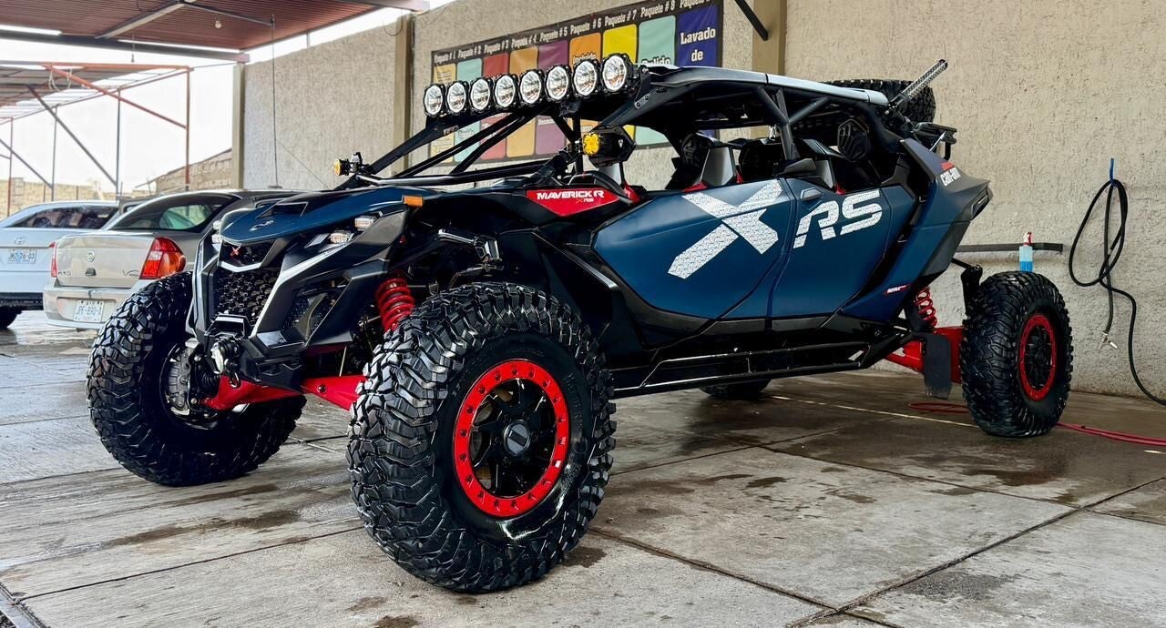 CAN AM maverick x3