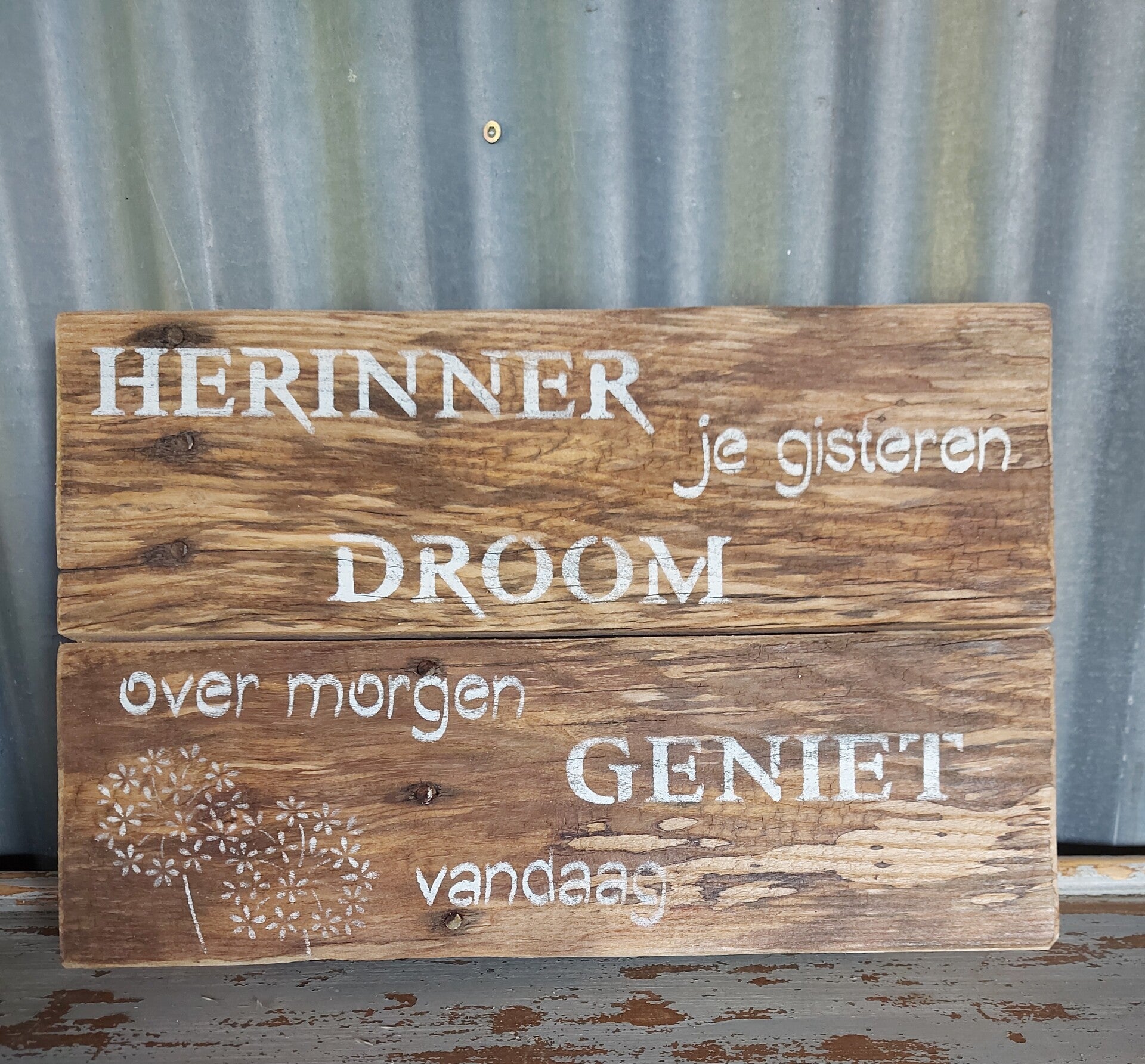 Hangbord "herinnner"