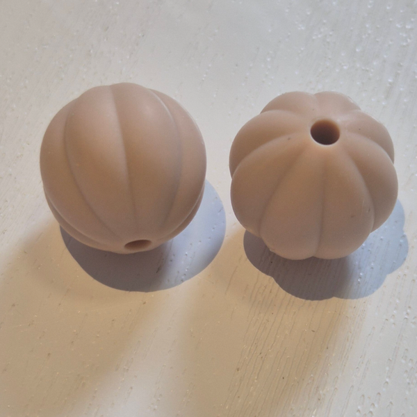 silicone kraal (pompoen) 24