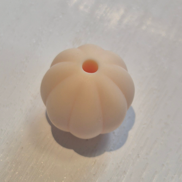 silicone kraal (pompoen) 29