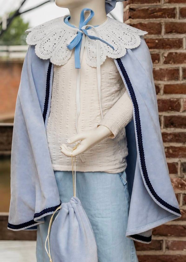 Pieten cape licht blauw