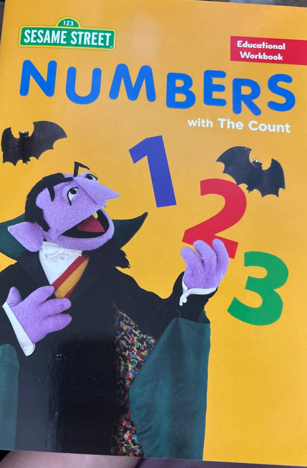 Sesame Street Educational Workbook - Numbers with The Count