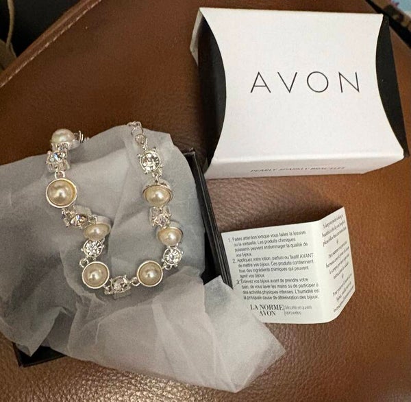 Pearly Sparkly Bracelet