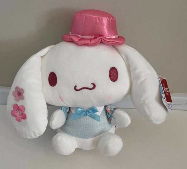 Hello Kitty & Friends - Cinnamoroll with a pink hat plush toy