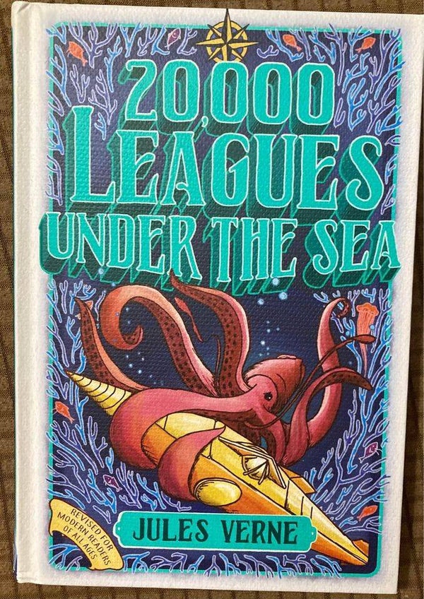20,000 Leagues under the Sea book (adapted by Hinkler Classic Tales)