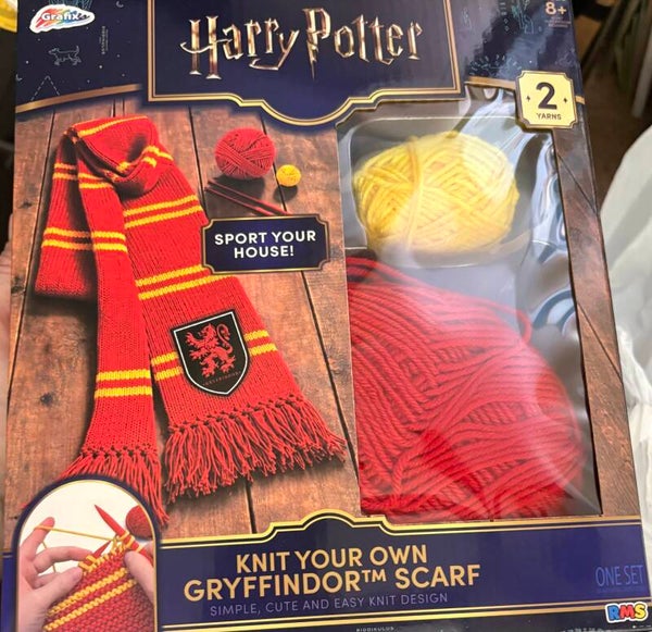 Knit Your Own Harry Potter Scarf Kit - Gryffindor