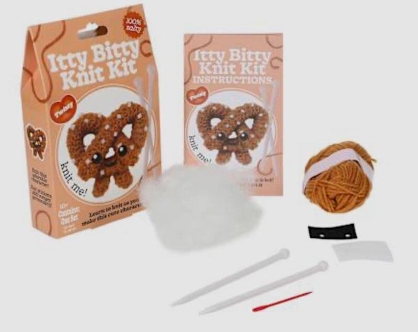 Itty Bitty Knit Kit - Twisty the Pretzel