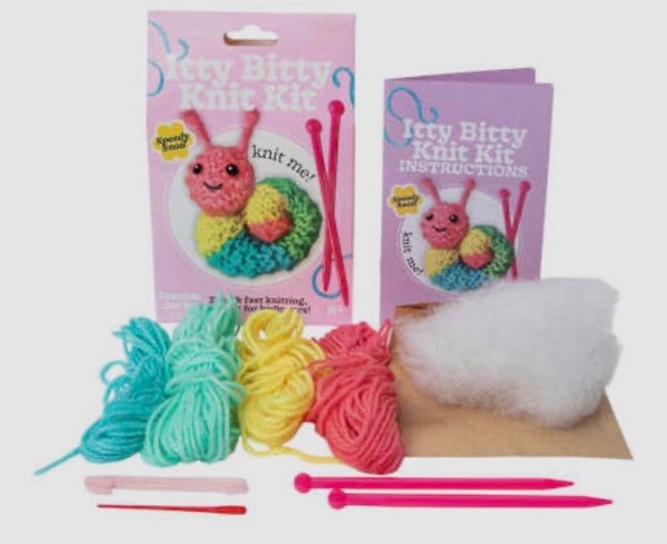 Itty Bitty Knit Kit For Beginners - Animals - Speedy Snail