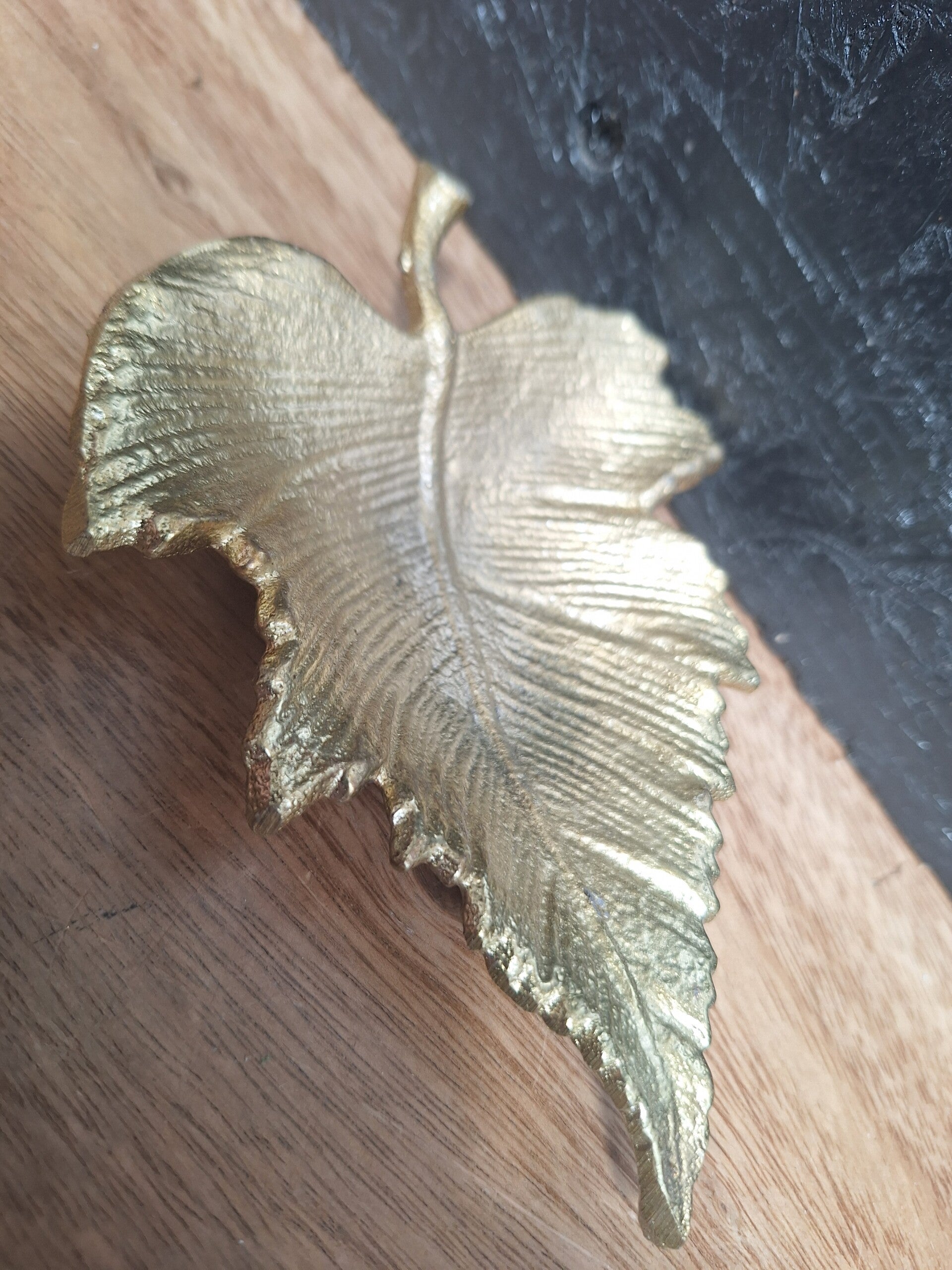 Schaaltje blad goud