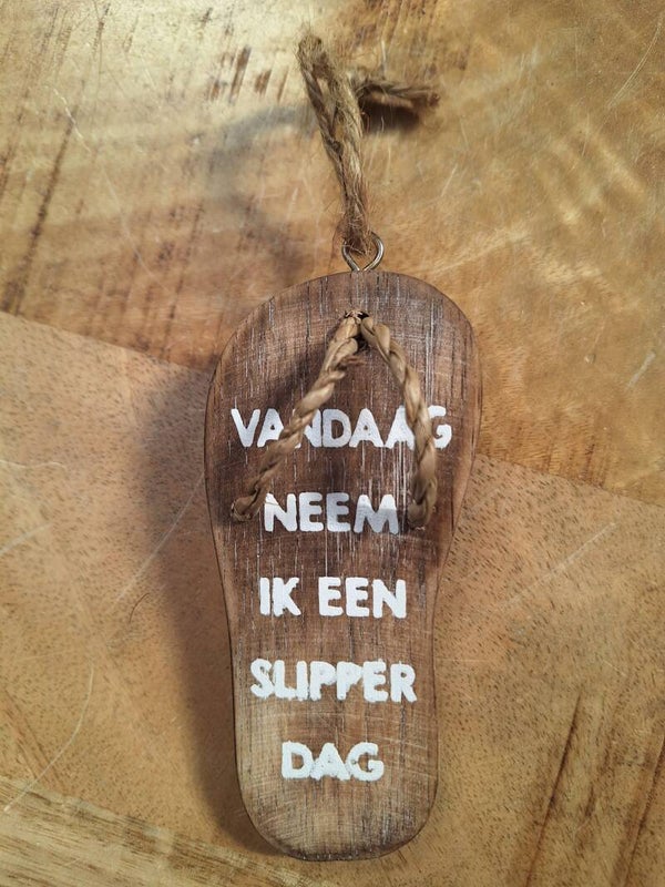 Houten Hang Slippertjes | 2 Verschillende teksten