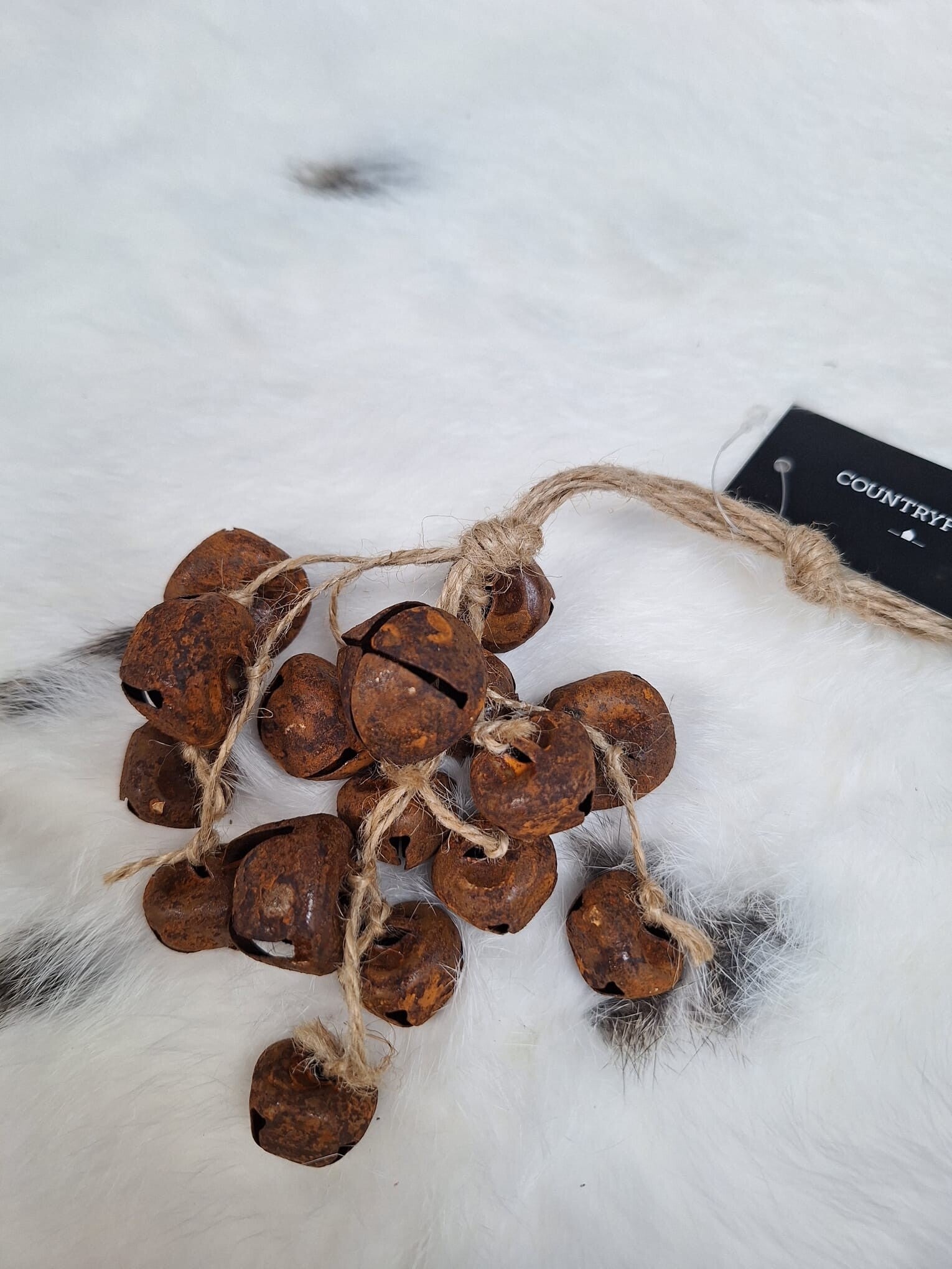 Kersthanger Belletjes Jort | Roestbruin