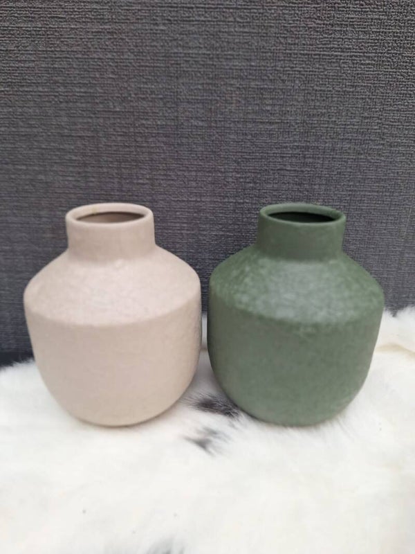 Decoratief vaasje crème of groen met craquelé | Metaalinterieur