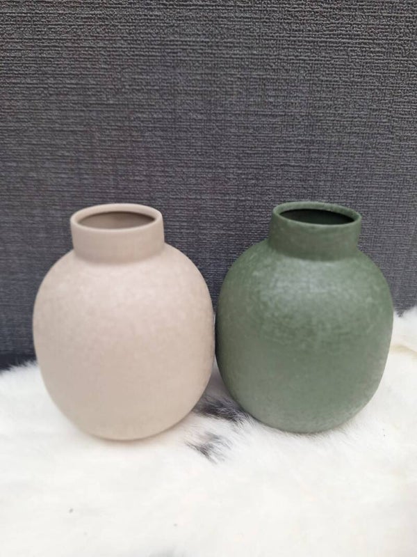 Decoratief vaasje crème of groen met craquelé | Metaalinterieur