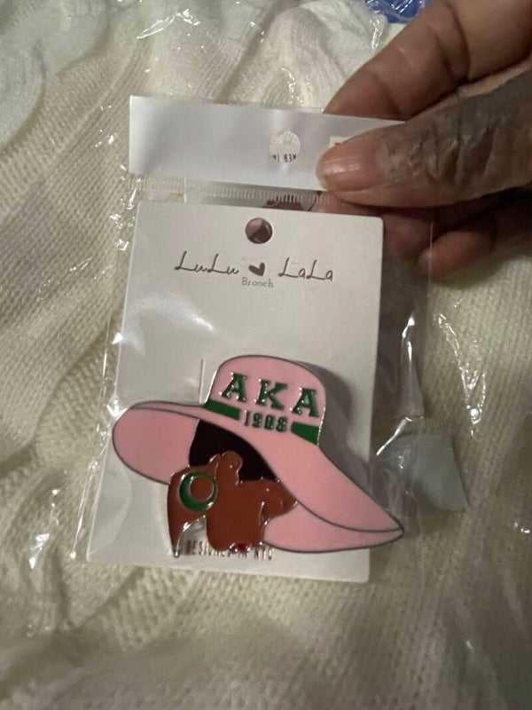 Pink hat lady