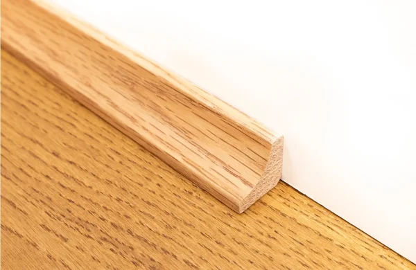 Oiled Oak Scotia Beading