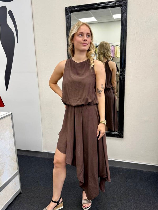 Asymmetrische Jurk – Bruin