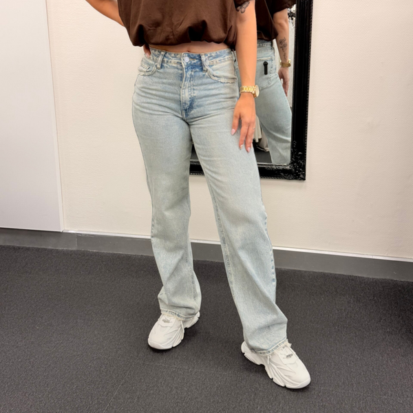 Queen Hearts 91 Light Blue Wide Leg Jeans