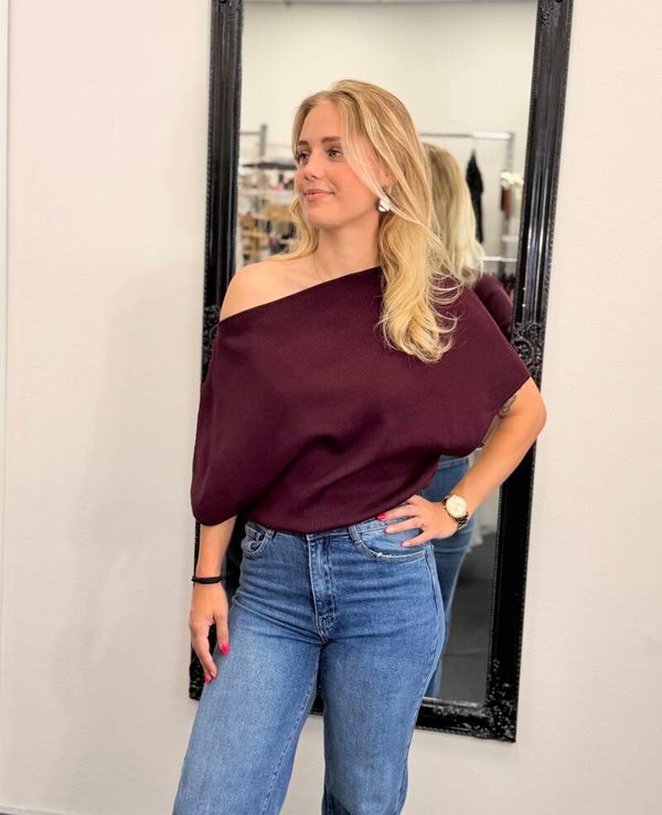 Bordeaux Off-Shoulder Top