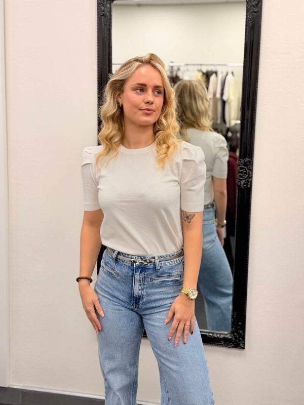 Basic Top met Pofmouwen Beige