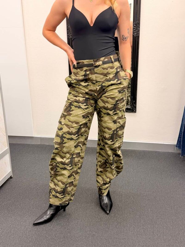 Camo Cargo Pants – Army Style