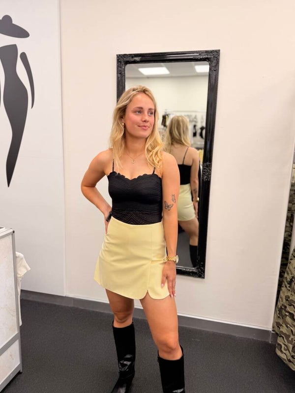 Yellow Skort met Split