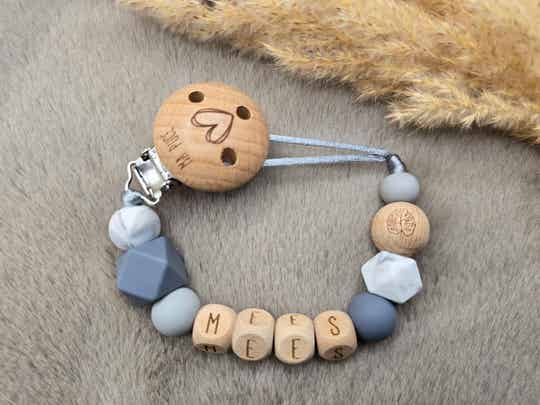 Speenkoord met naam Grijs Monstera