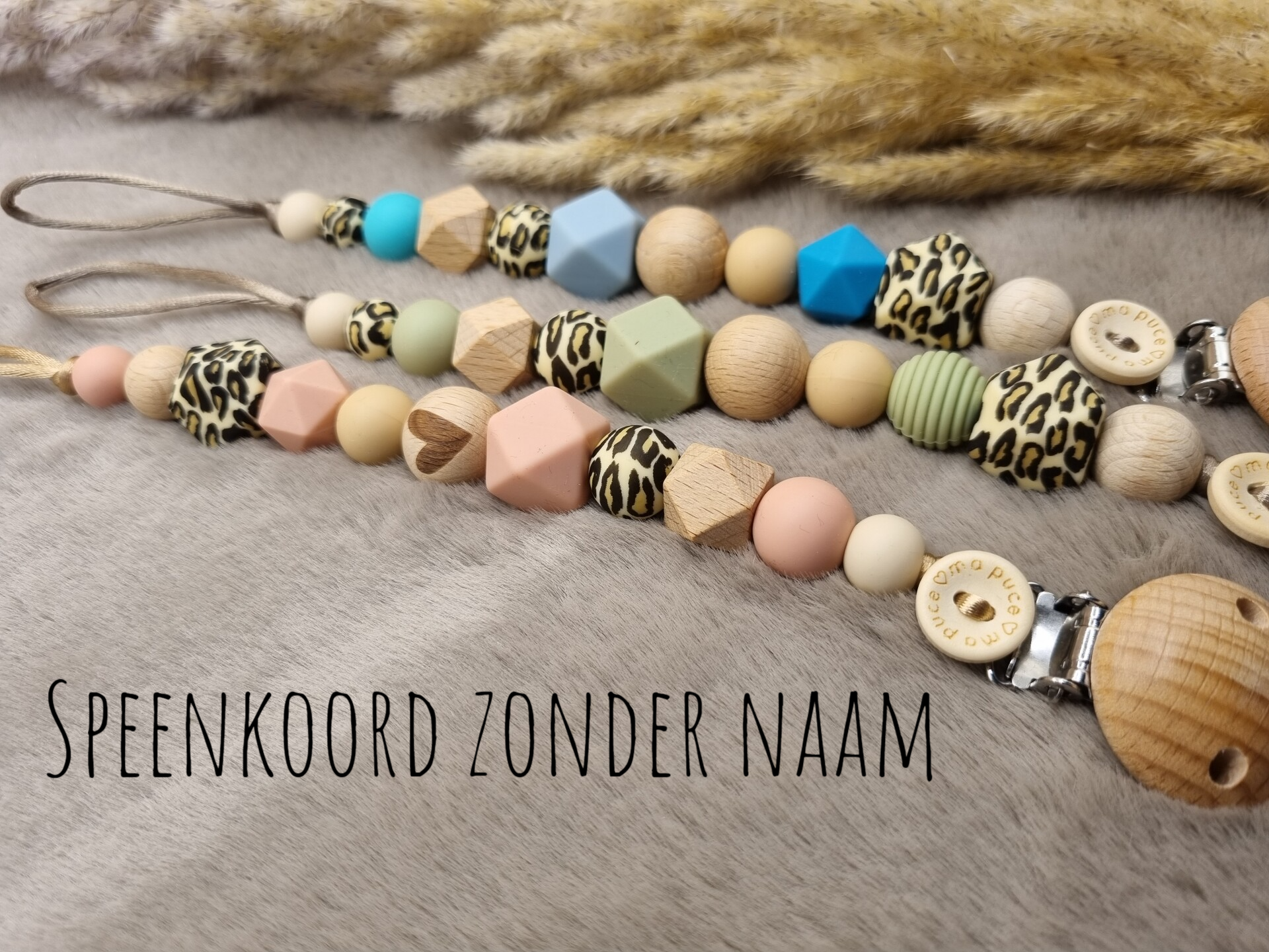 Speenkoord zonder naam met luipaardprint en pastelkleuren, handgemaakt en veilig