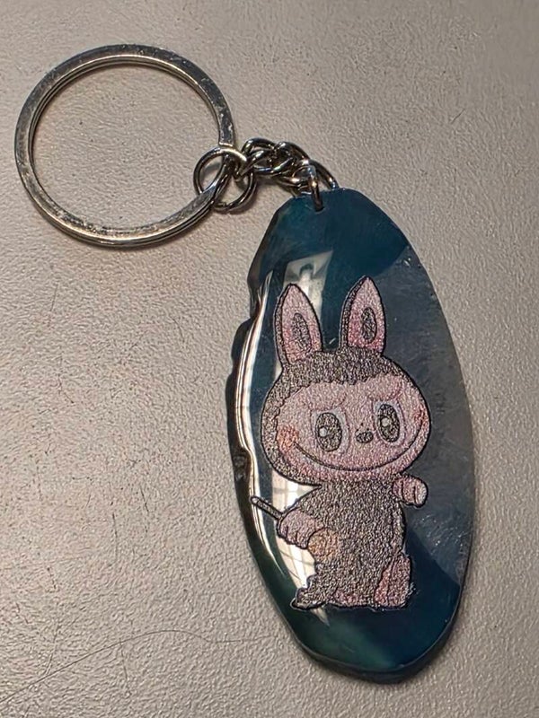 LABUBU SLEUTELHANGER VAN AGAAT aardende en beschermende steen