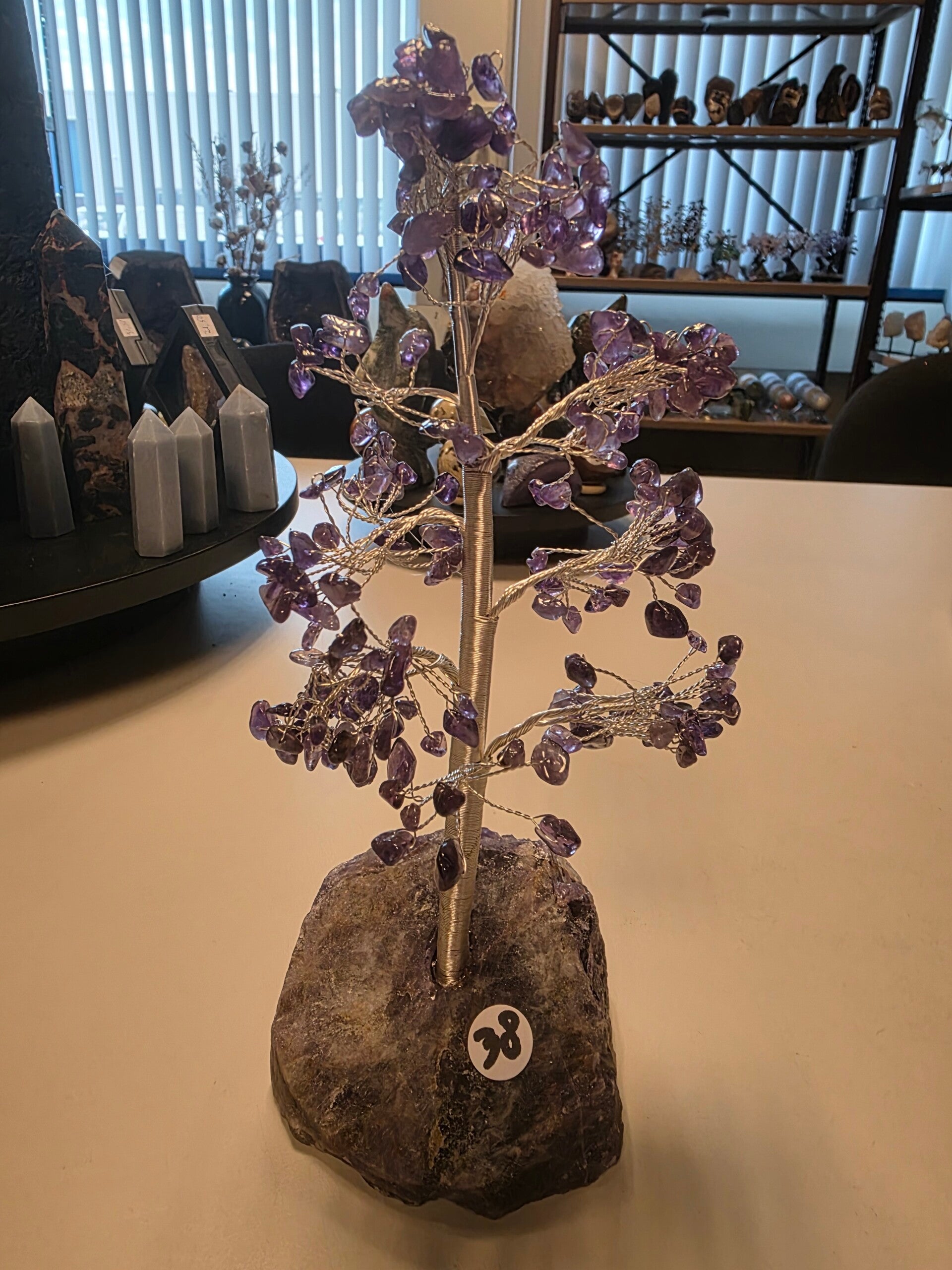 AMETHIST EDELSTENEN BOOM NR. 60 kalmerende en beschermende werking