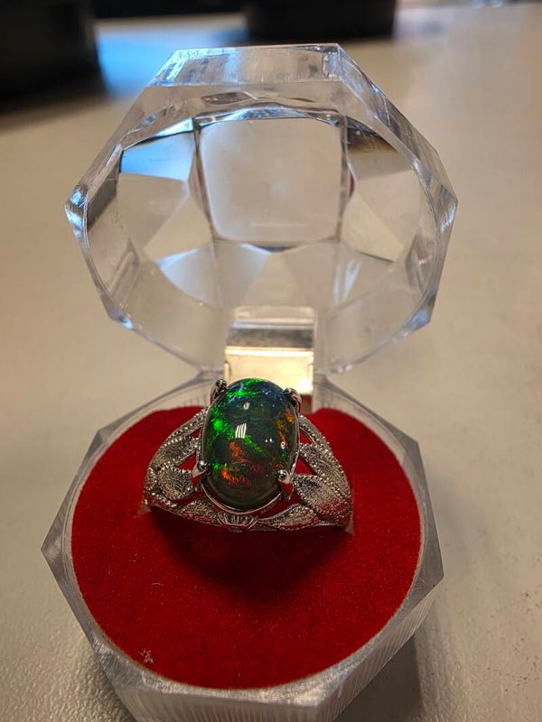 WAANZINNIG!!!! SILVEREN RING s925 MET PRACHTIGE OPAAL NR.82