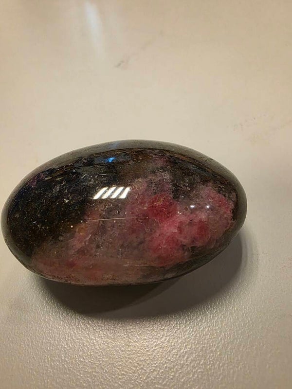 Rhodoniet palmsteen 5.cm