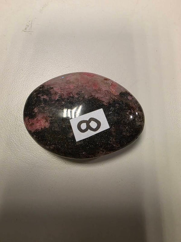 Rhodoniet palmsteen 5.8 cm