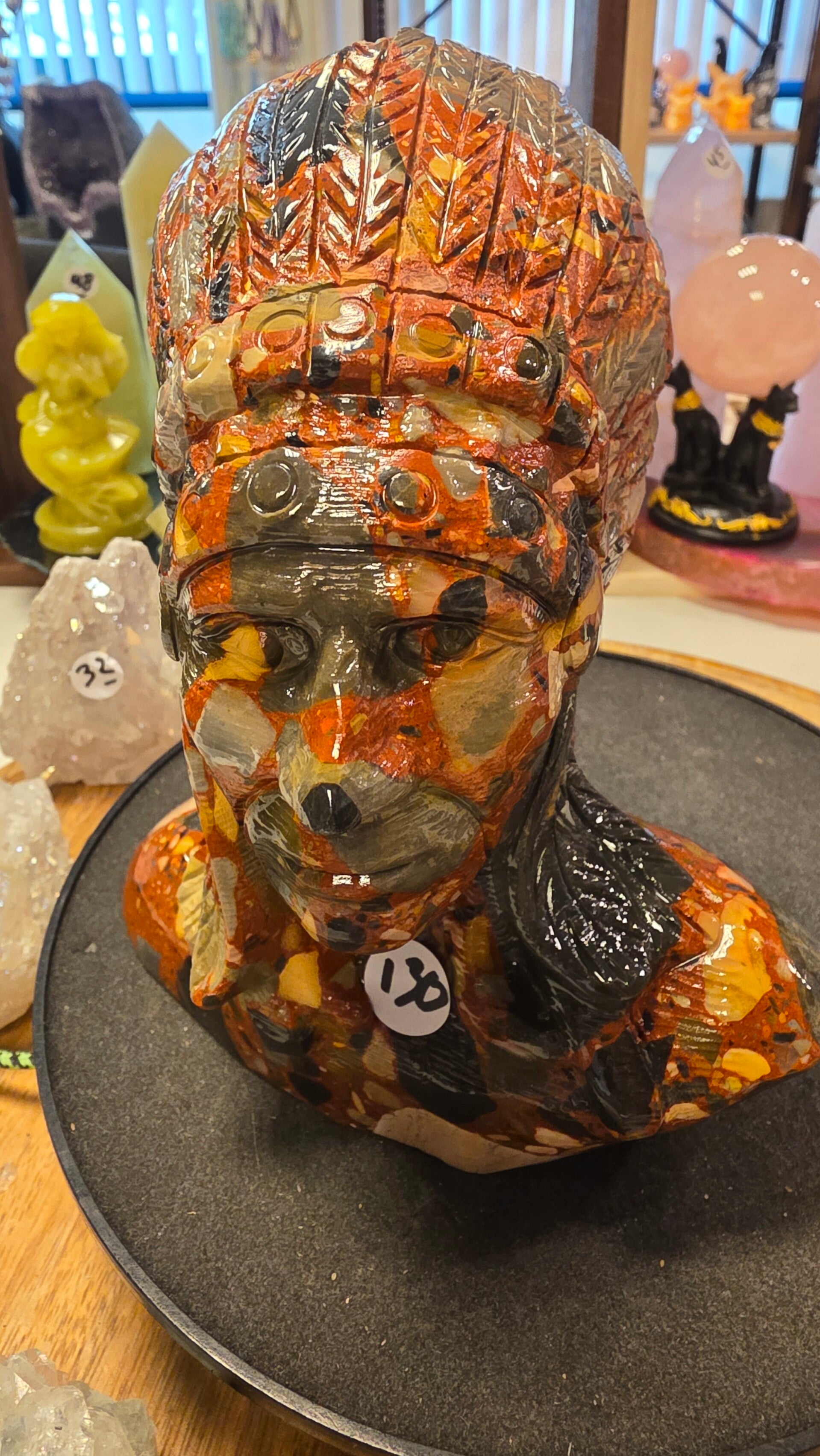 INDIANEN HOOFD MONEY AGAAT 16 X 15 CM Het stimuleert de creativiteit, helpt bij het vinden van innerlijke balans en vermindert stress.